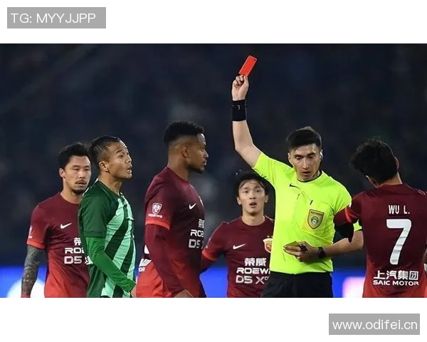 泰山队顽强追平浙江裁判VAR判罚引争议克雷桑点球成功助队逆转局势