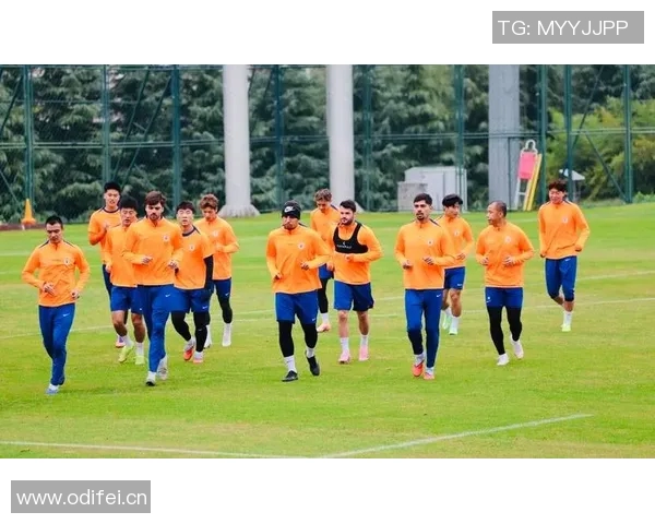 山东泰山于10月10日重返训练场全力备战即将对阵浙江队的关键比赛