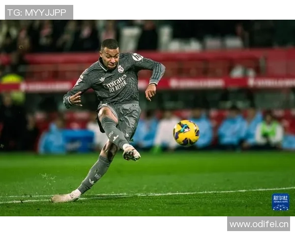 维尼修斯创皇马生涯单场触球与传球新纪录对阵黄潜表现出色