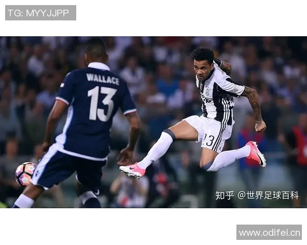 德媒报道杜兰维尔或将一月租借离开多特蒙德寻求更多出场机会